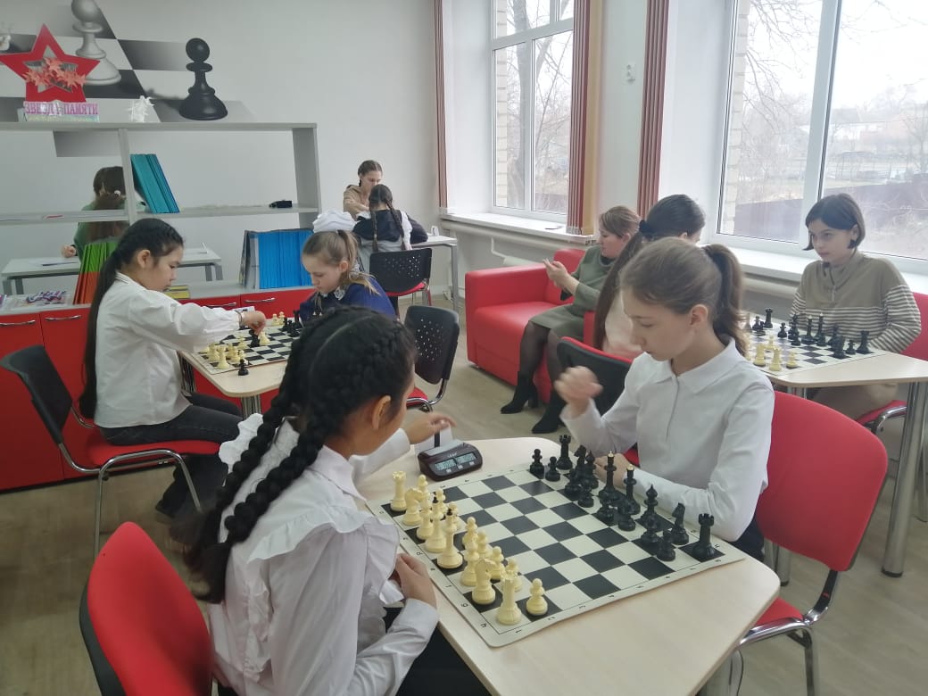 Шахматный турнир, посвященный Международному женскому дню 8 марта.